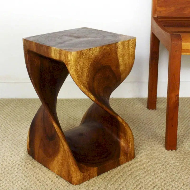 Sgabello in legno massello ritorto, 12 x 12 x 18 pollici, finitura a olio color noce - 12 x 12 x 18